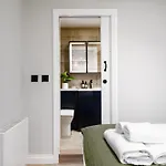 56 Park Street - Urban Apartment Bristol