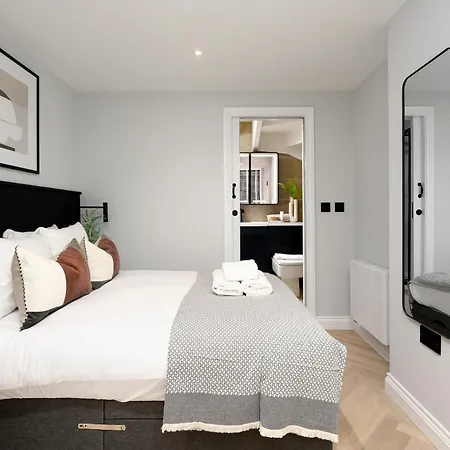 56 Park Street - Urban Апартаменти Бристоль