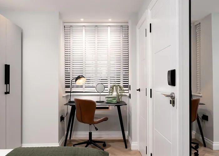 56 Park Street - Urban Διαμέρισμα *