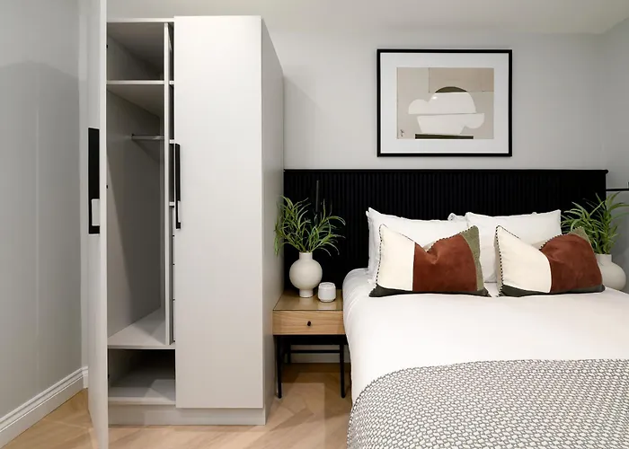 Апартаменти 56 Park Street - Urban Бристоль