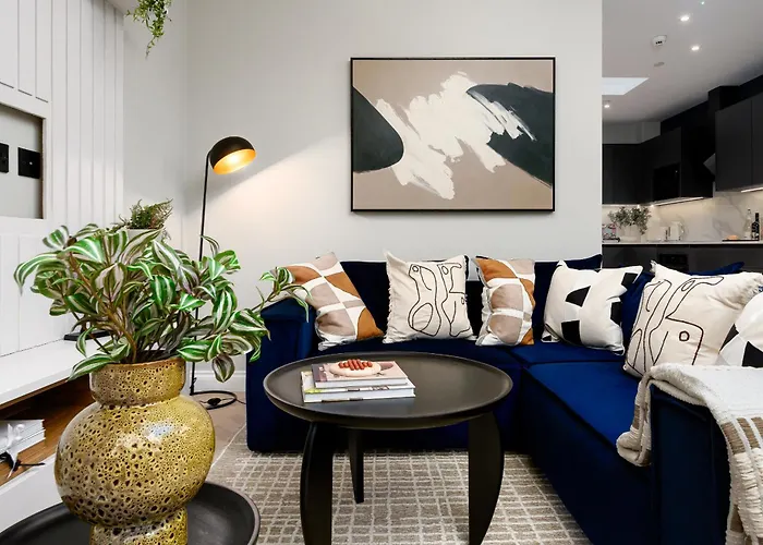 56 Park Street - Urban Бристоль