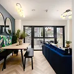 56 Park Street - Urban Apartman