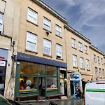 56 Park Street - Urban Apartman