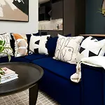 56 Park Street - Urban Apartman *